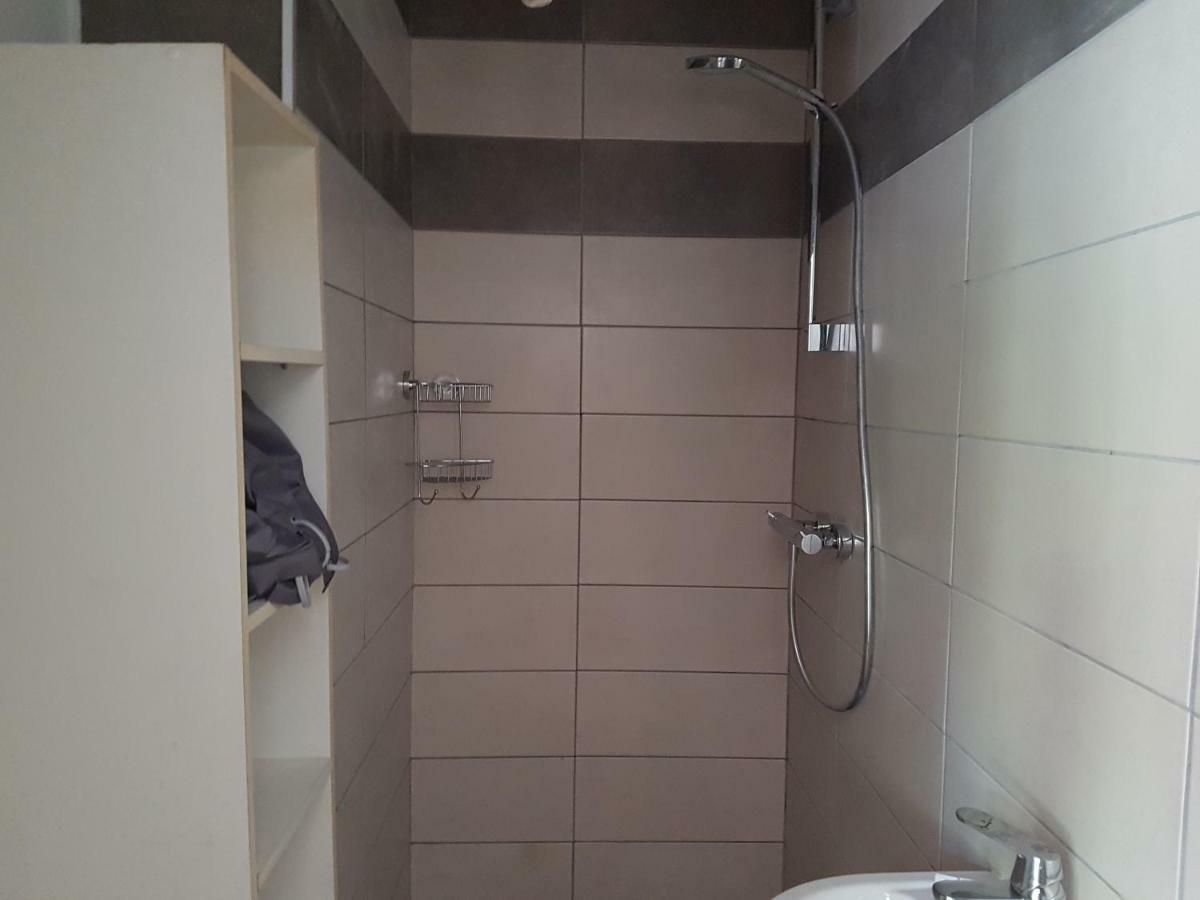 מלון דינאן Panama Selva Backpacker מראה חיצוני תמונה