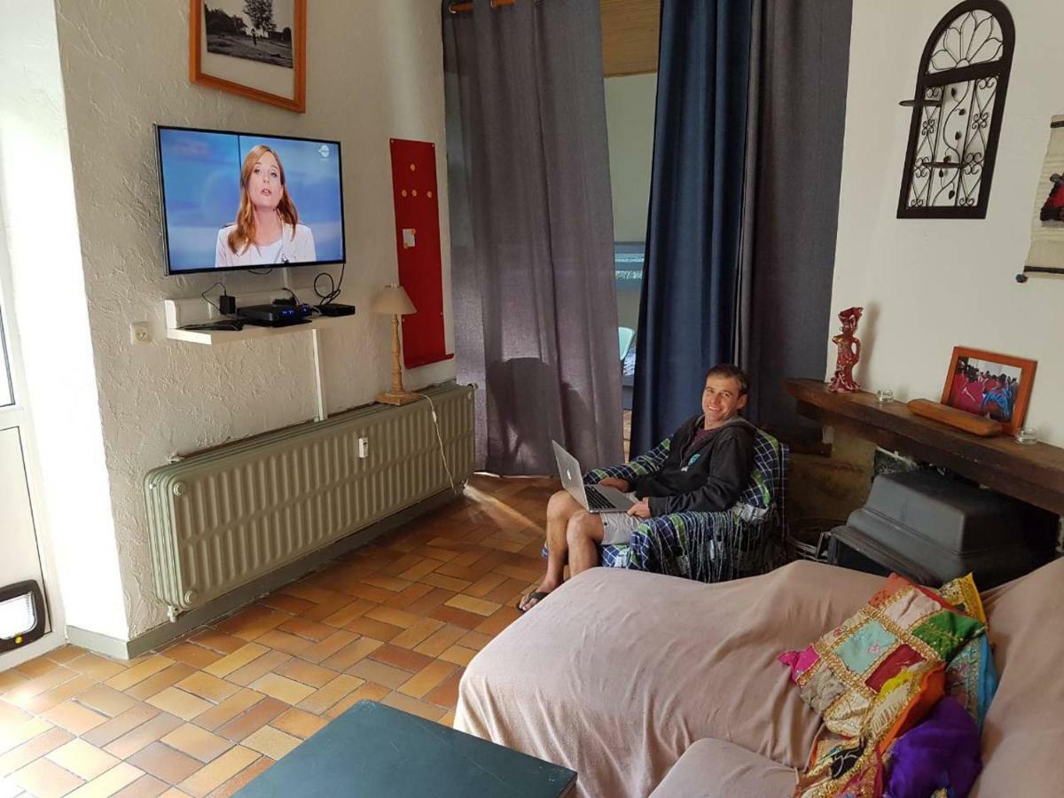 מלון דינאן Panama Selva Backpacker מראה חיצוני תמונה
